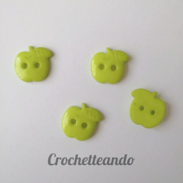 BOTON FORMA DE MANZANA VERDE 15mm BOTON FORMA DE MANZANA VERDE 15mm
