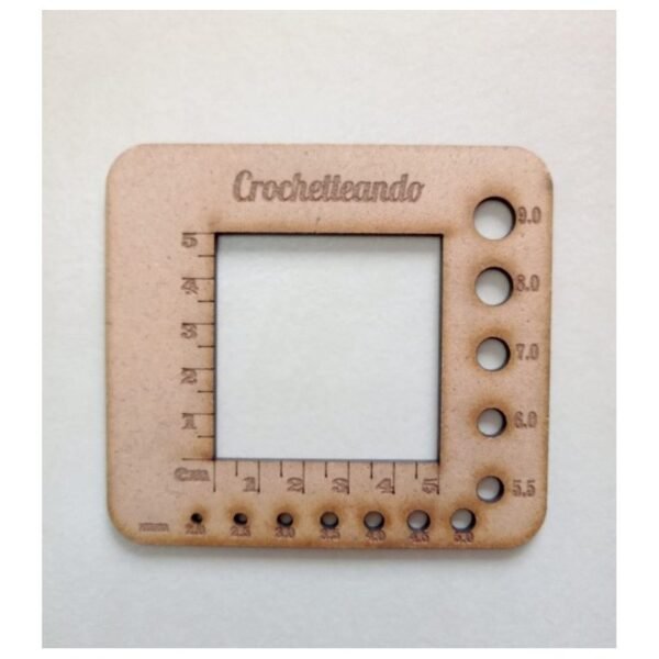REGLA MINI PARA MUESTRAS DE TEJIDO 5 x 5cm