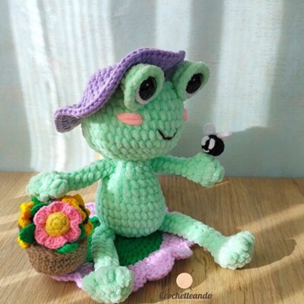 RANITA GREEN_PATRON PDF AMIGURUMI